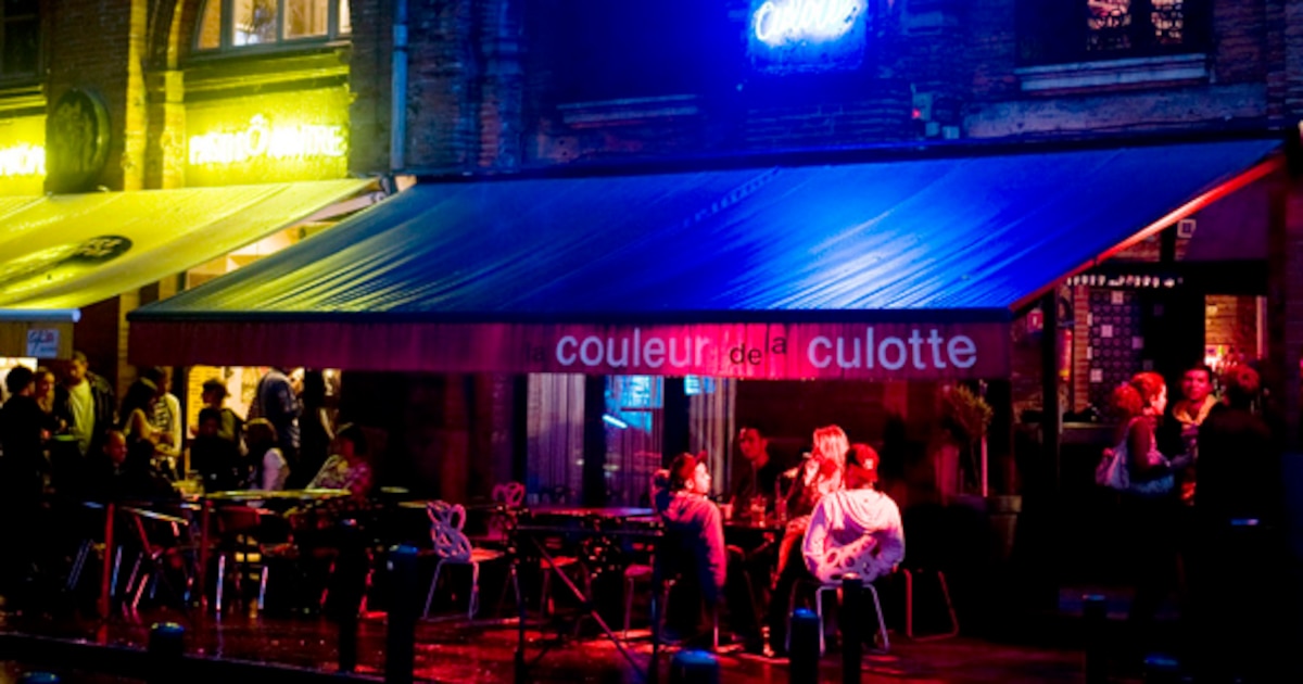 Bar la couleur de la culotte à Toulouse